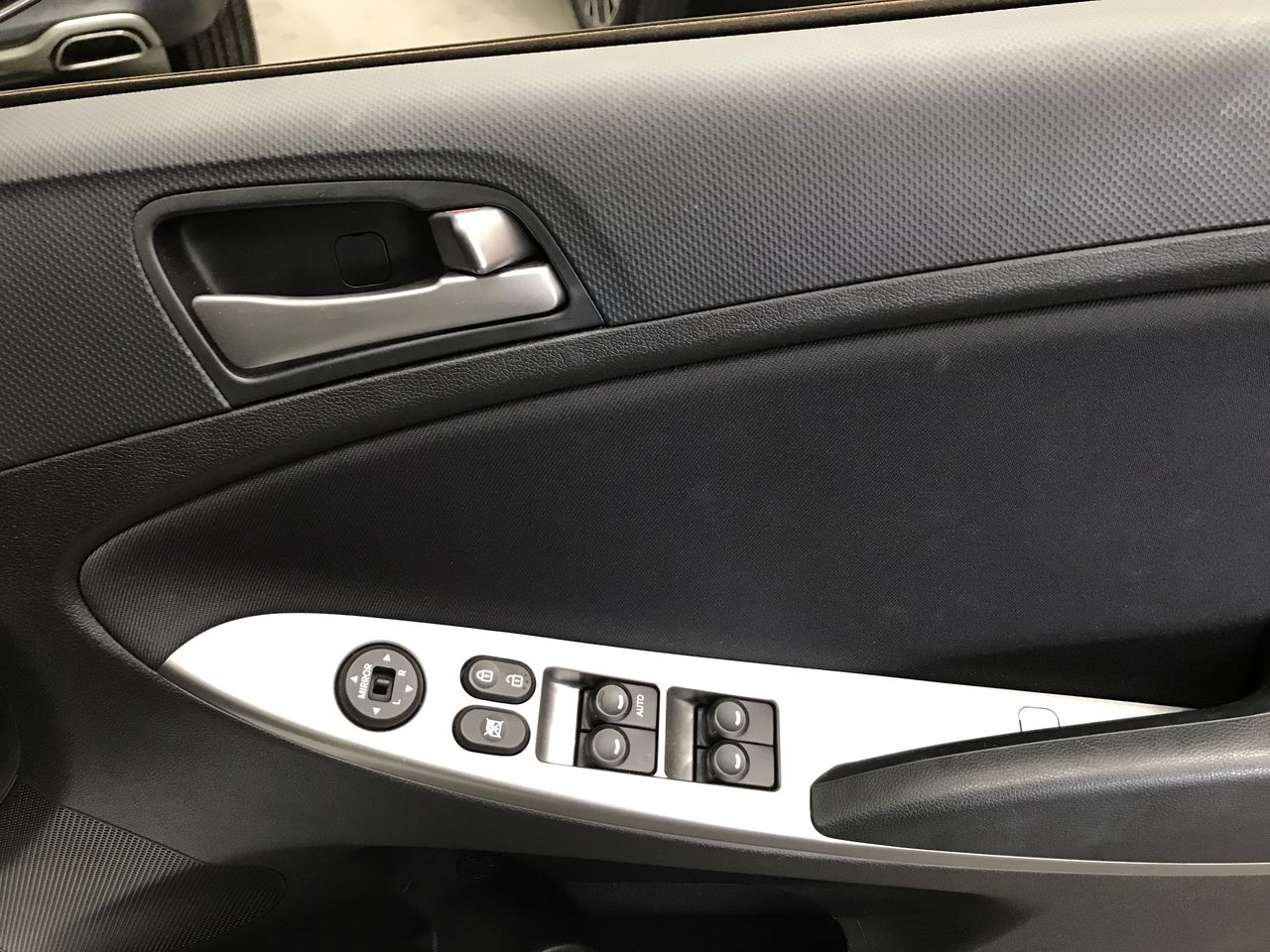 Multi Colour Simulated Diamonds 925 Sterling Silver Tennis Bracelet-17cm