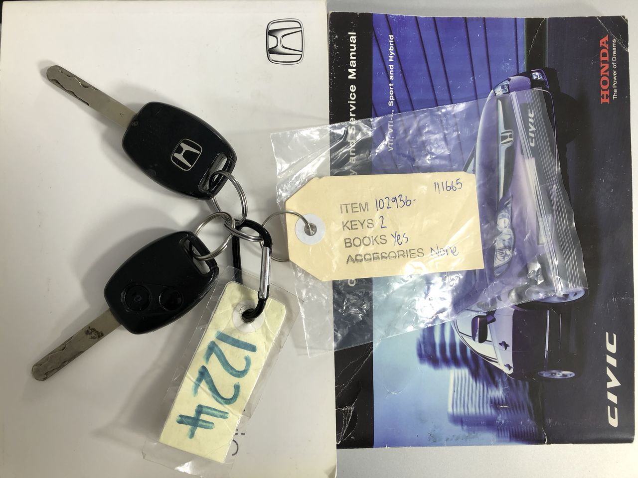 The Hero `Preservative Free` Pinot Noir 2023 (6x 750mL) SA