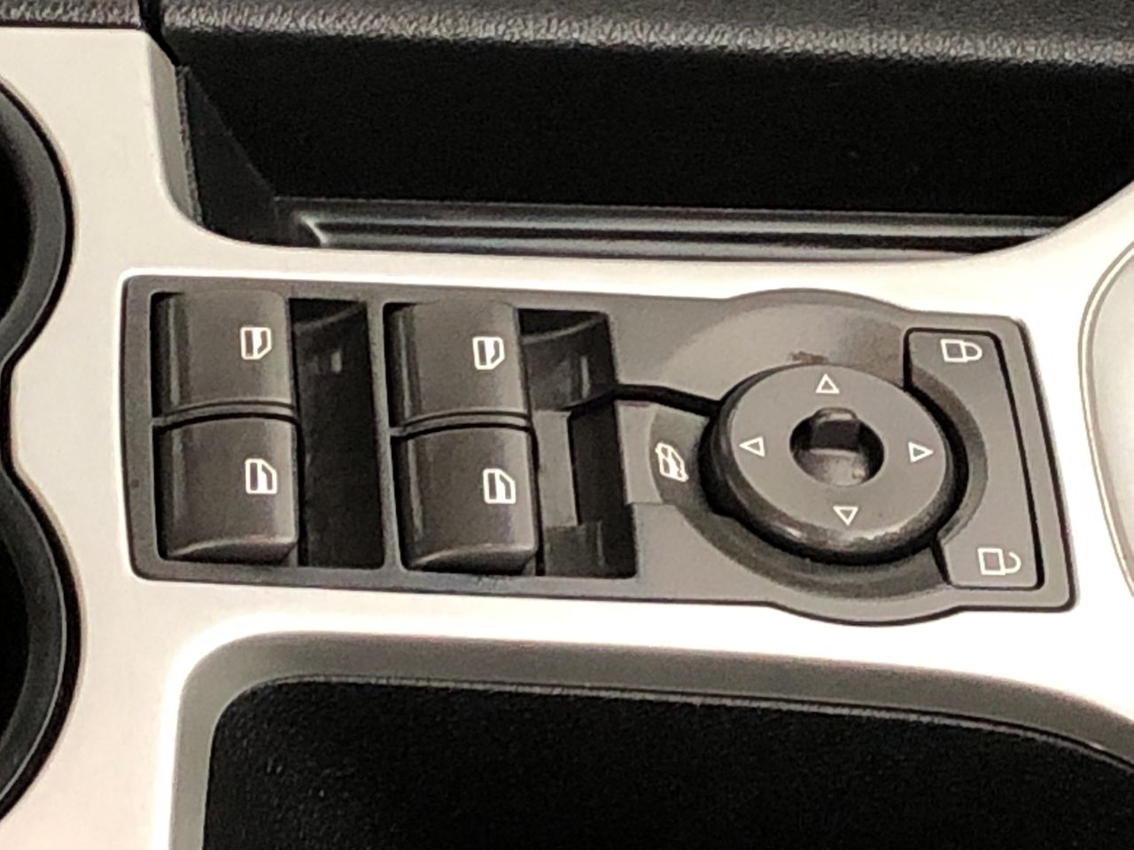 Wolf Blass Red Label Sauvignon Blanc (6x 750mL). Current Vintage Release.