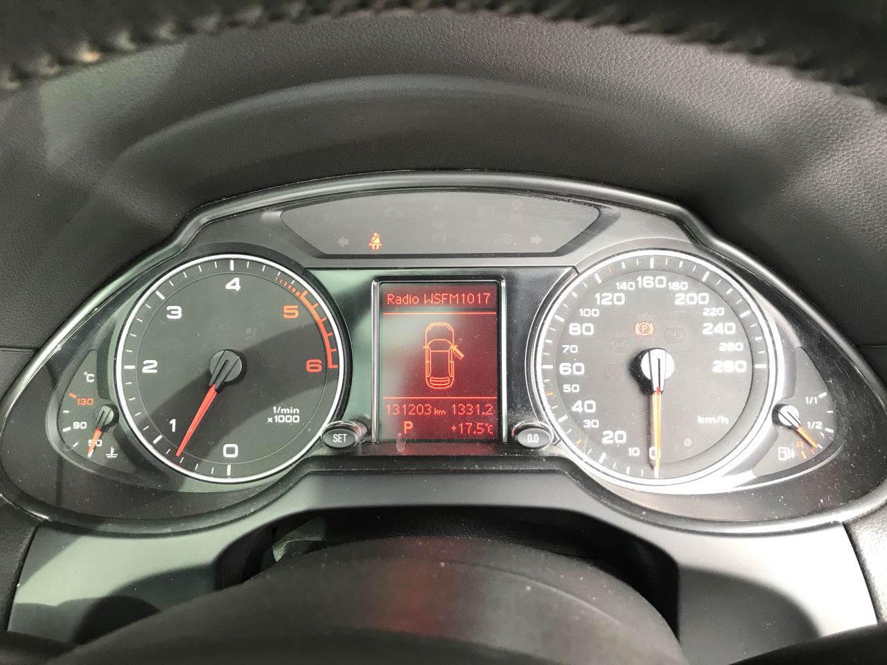 Duchesse De Paris Brut Blanc De Blancs NV (6x 750mL), France.