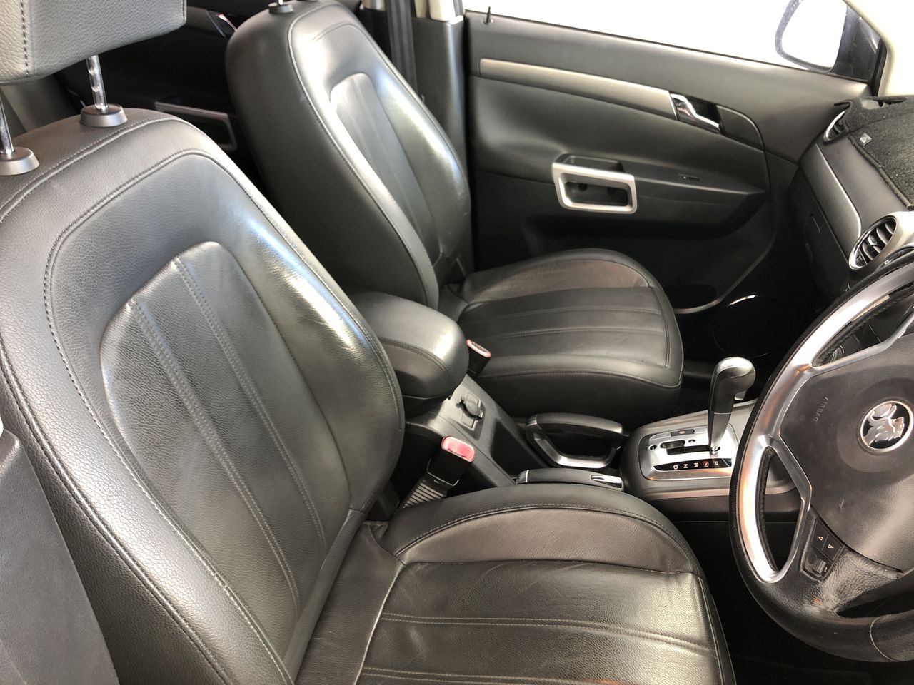 Quantity of 100 1650mm Star Pickets( Unused),