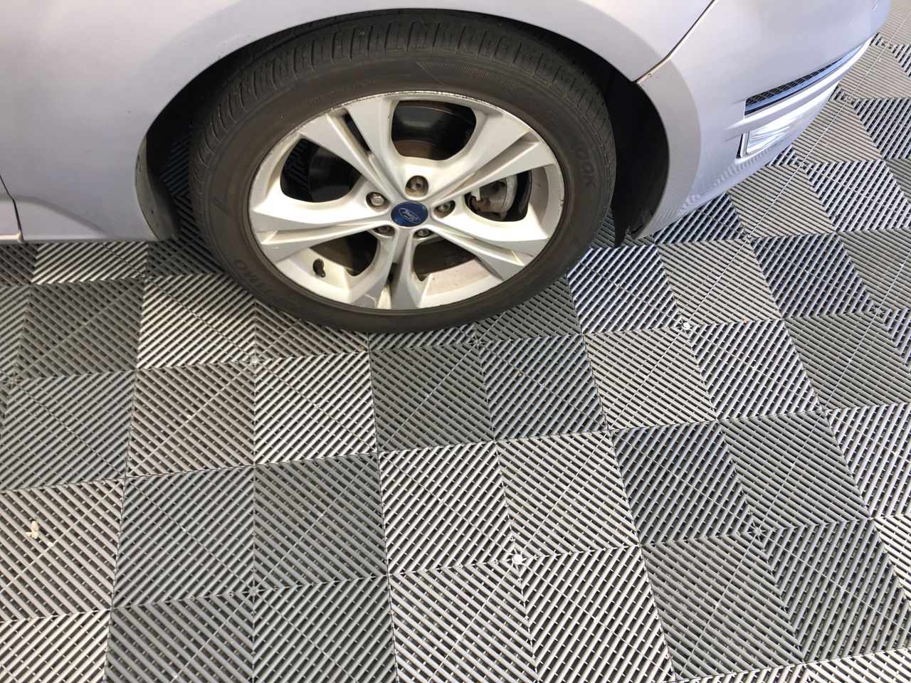 2 x Assorted Vacuum Cleaners