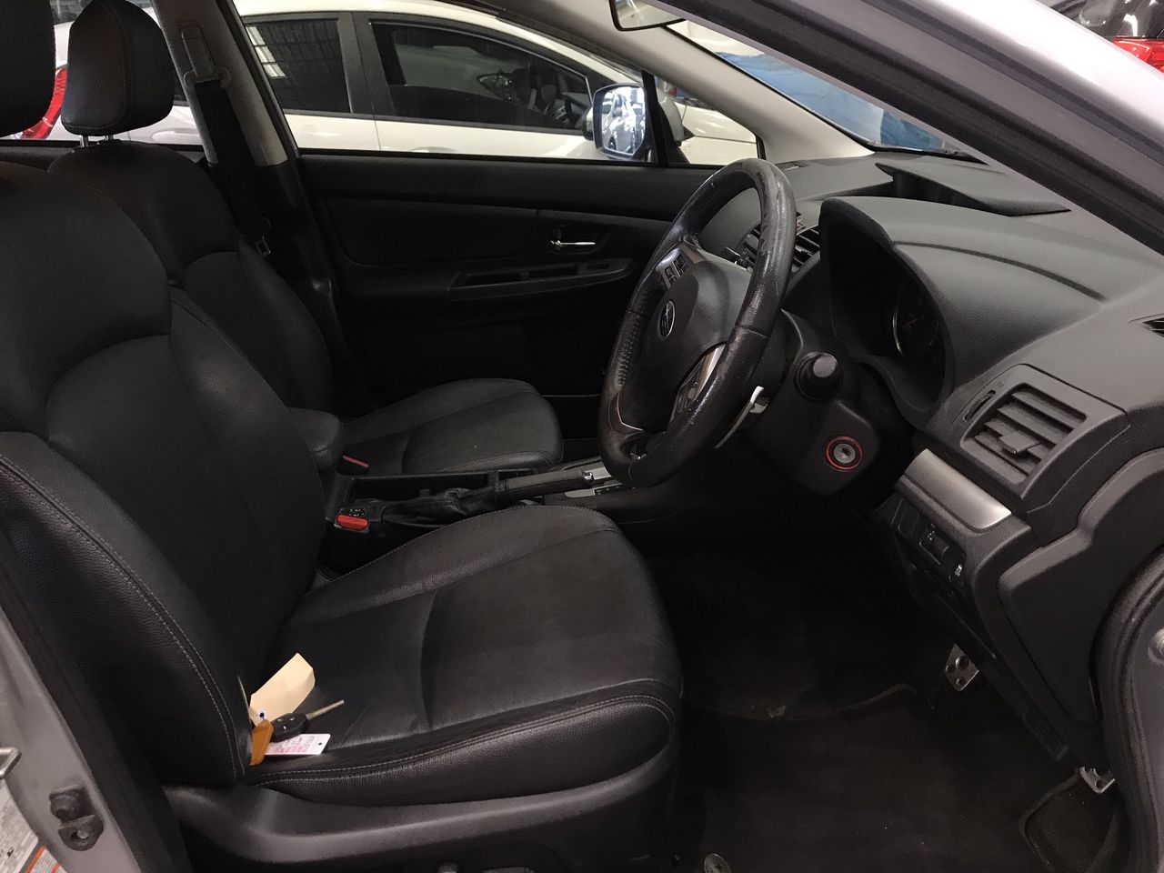 Wolf Blass Red Label Chardonnay (6x 750mL).