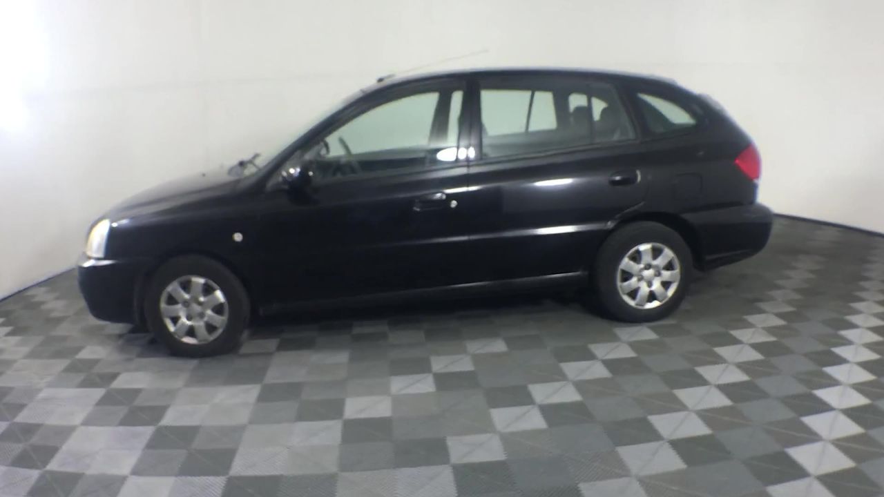 Mix Brand and Model Plastic Pallets (Lot of 10)