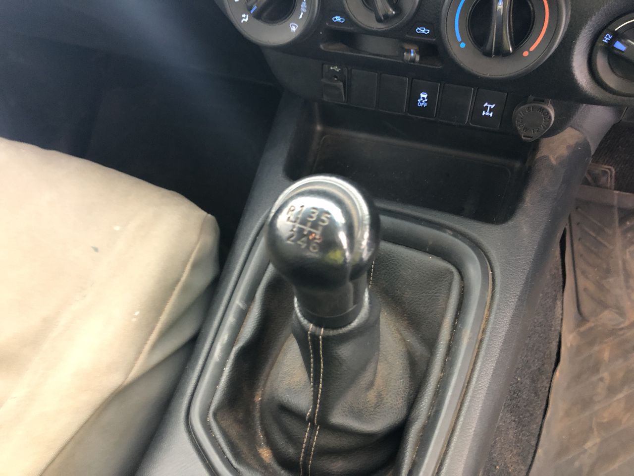 <p>Inclined Industrial Modular Plastic Belt Conveyor</p>