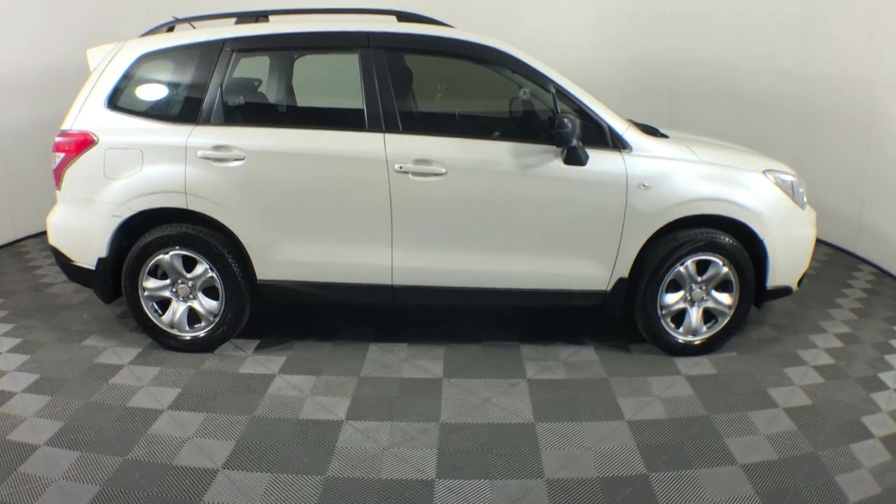 Elephant in the Room Pinot Gris 2025 (6x 750mL).