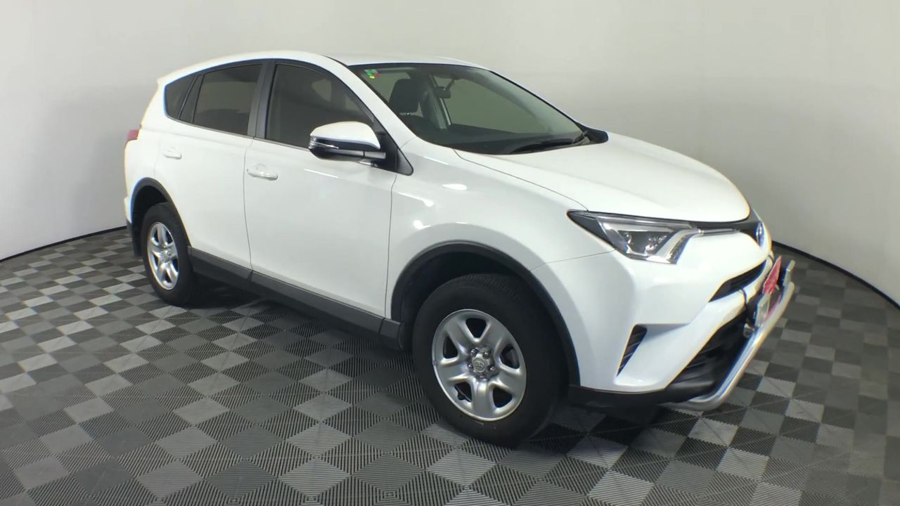 T'Gallant Chardonnay Pinot Noir NV (6x 750mL).