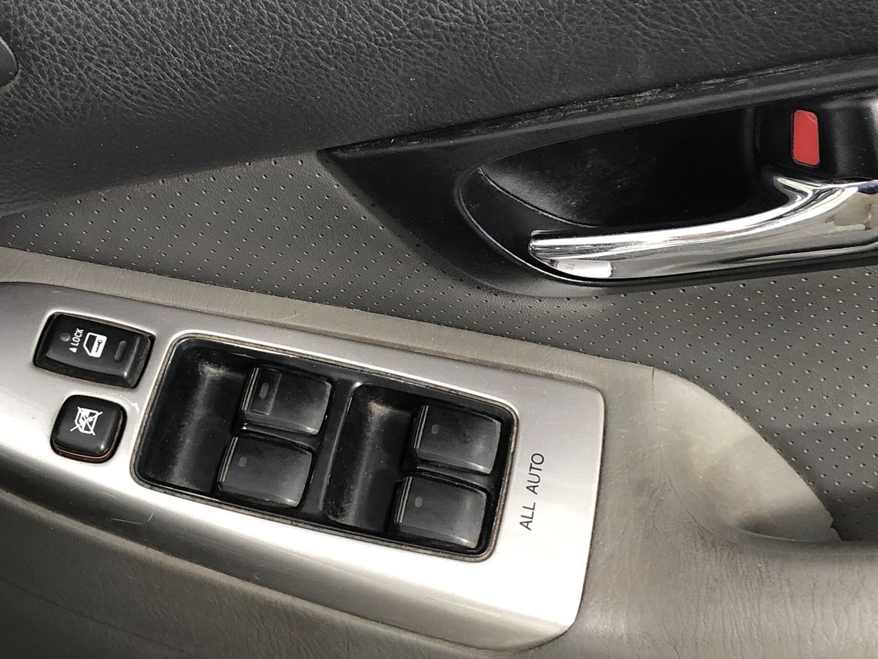2013 Mazda 3 Neo Auto Sedan