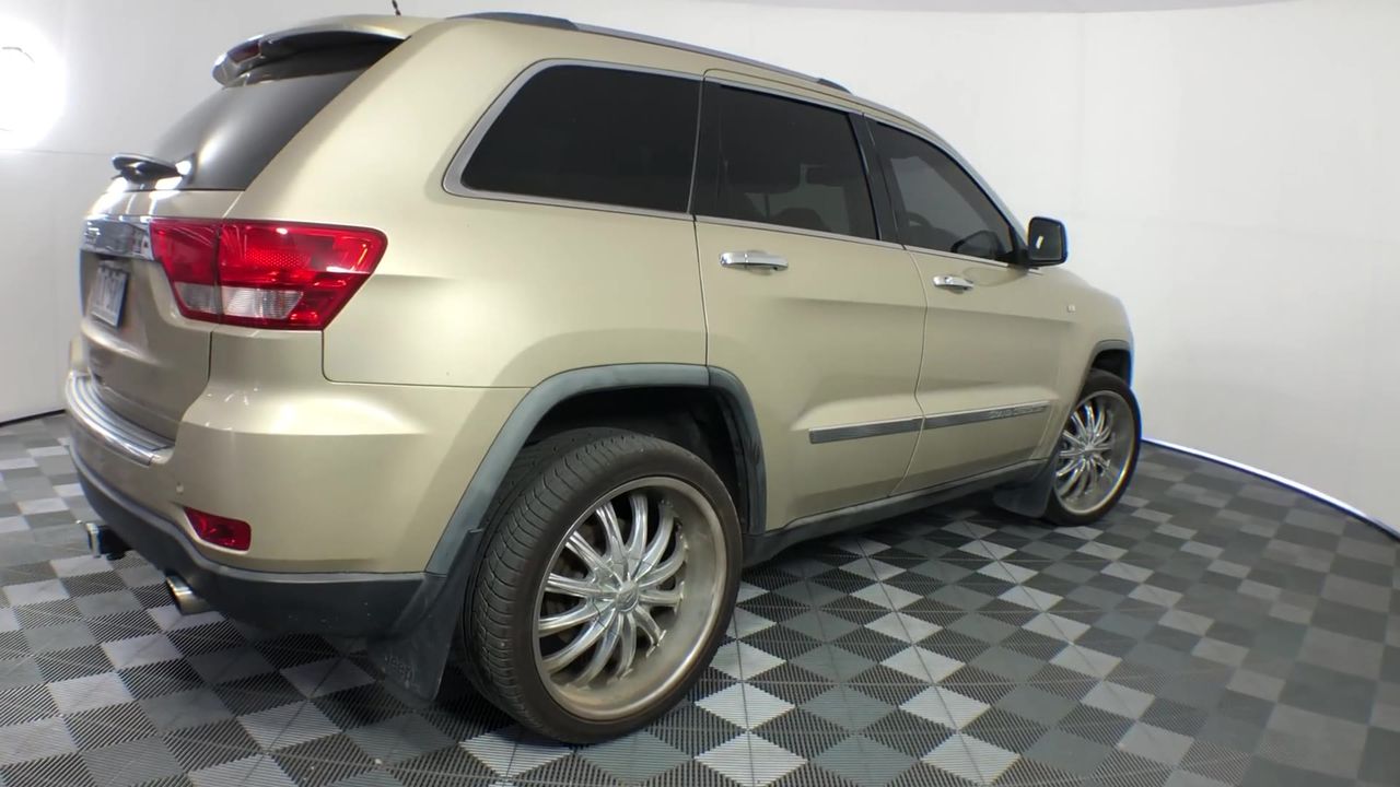 TOSCA Cosmic Luggage 78cm Lightweight Case, Large, Black. NB: Used, with mi