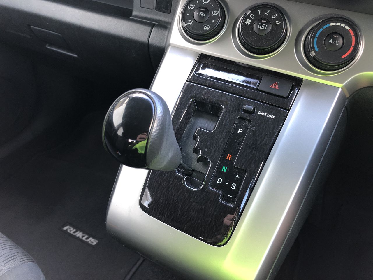1.00 Carat Natural white diamond various cut & shape Bulk