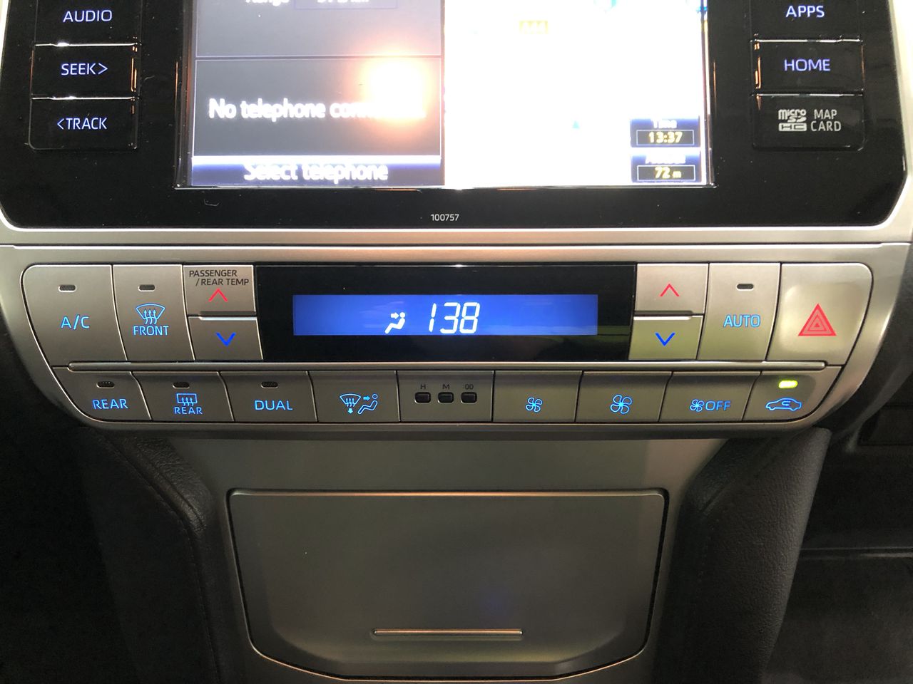 2002 Nissan Elgrand Coleman V Auto People Mover