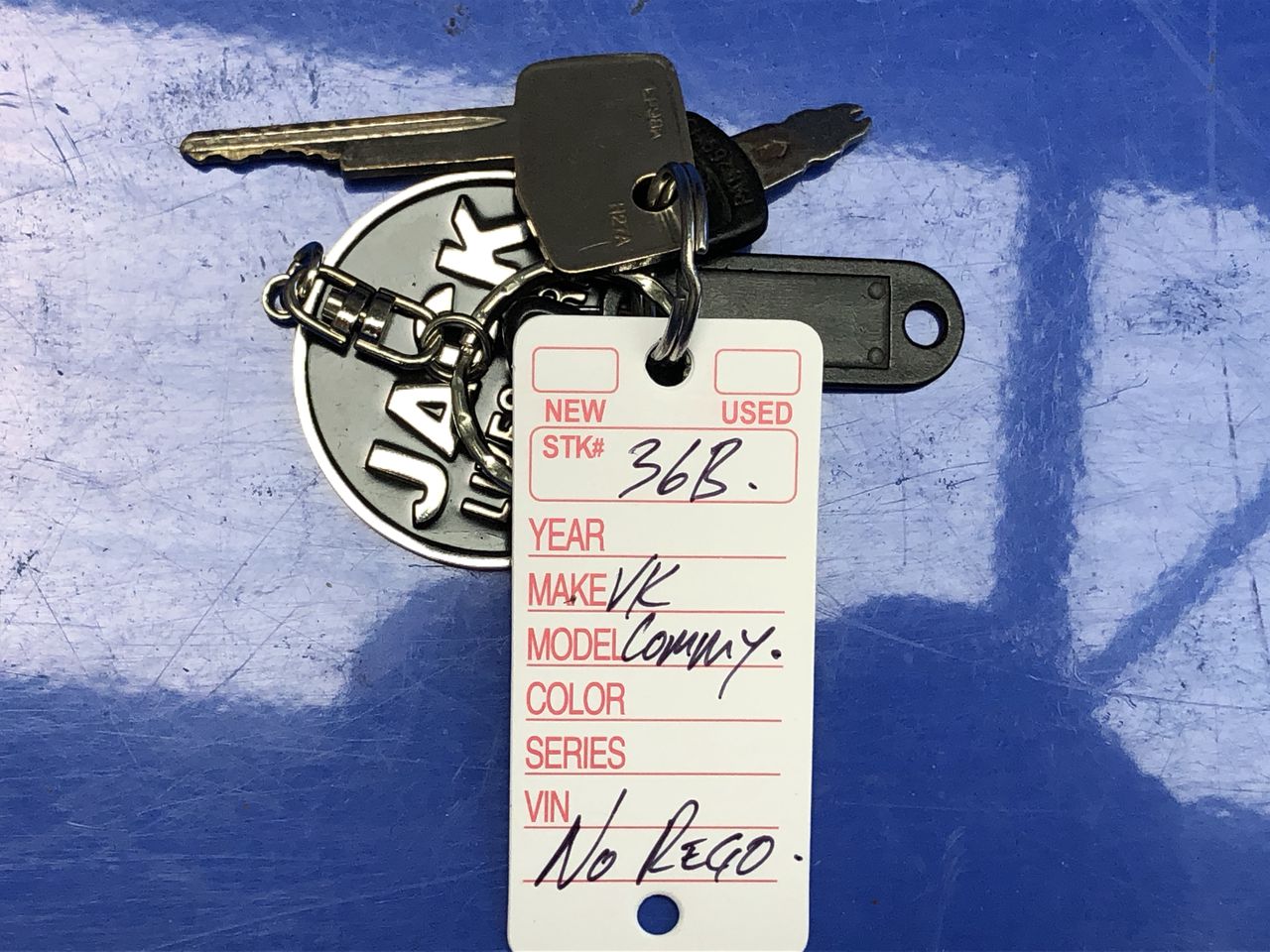 9K WHITE GOLD BRICK STACKER RING