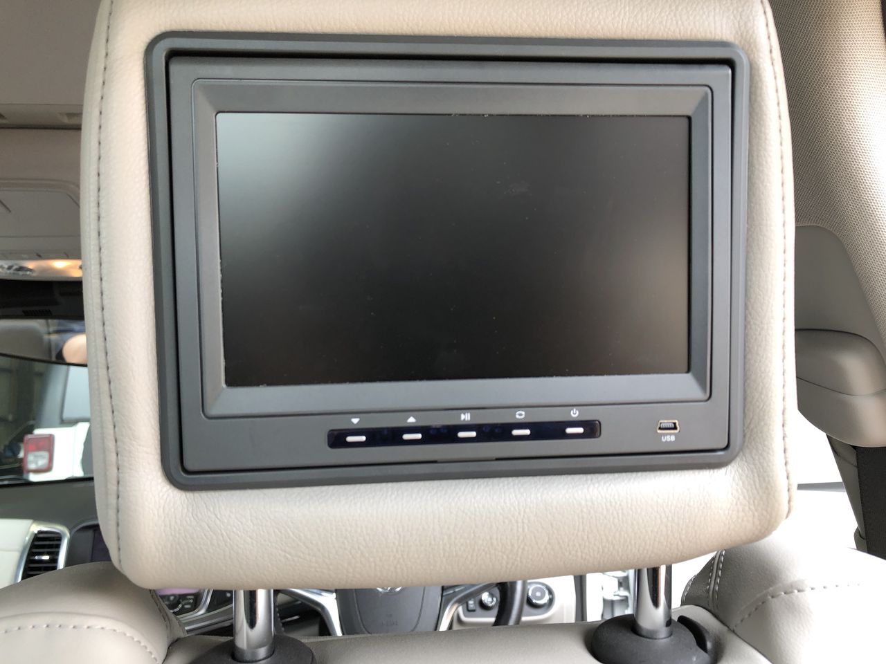 mbeat Activiva Dual-Screen Articulating Monitor Arm with Interchangeable La