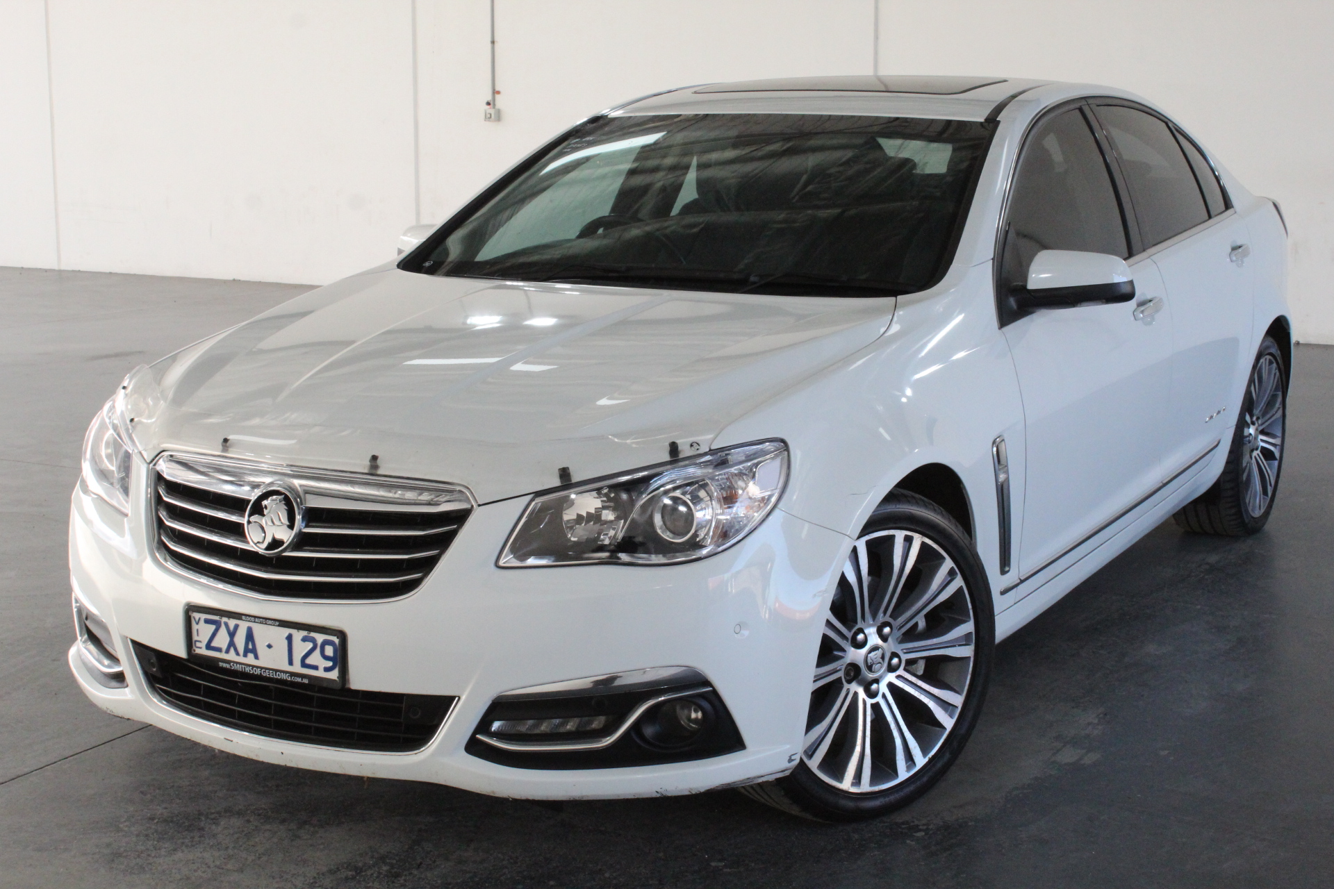 2013 Holden Calais V VF V8 Automatic Sedan Auction (00013466131