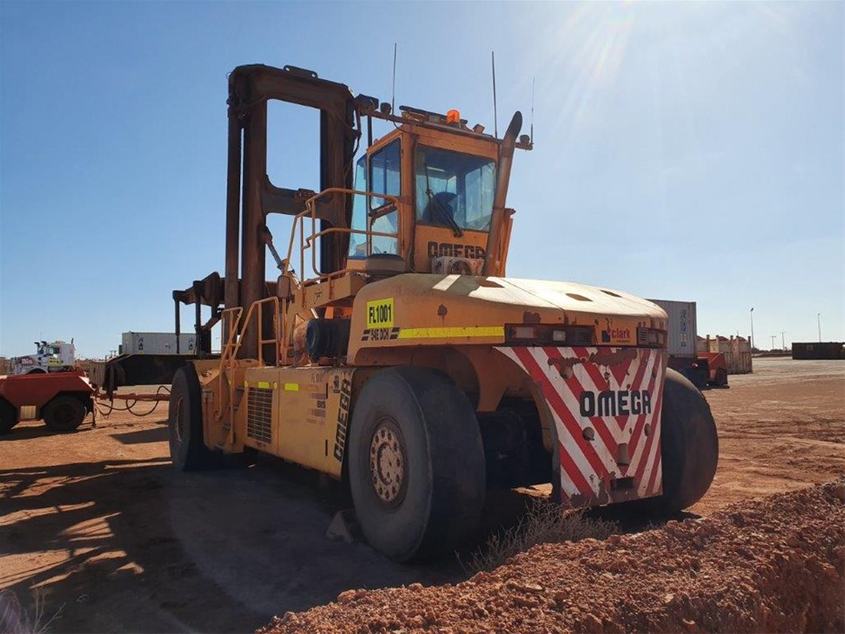 New Waterproof Men'S Watch Barrel Shaped Transparent Quartz Watch Popular