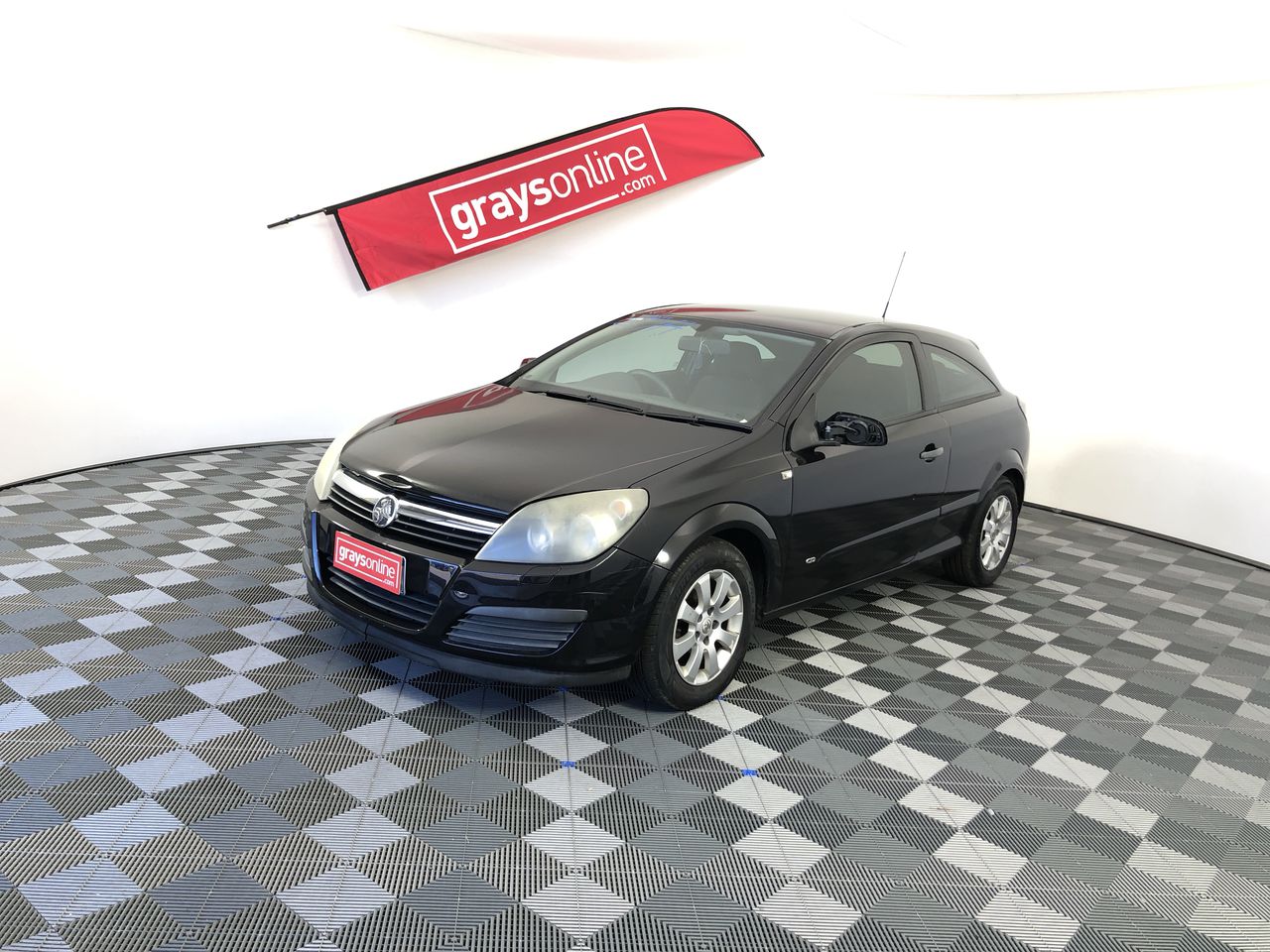 IMPORT 2005 Porsche Cayenne S  Petrol