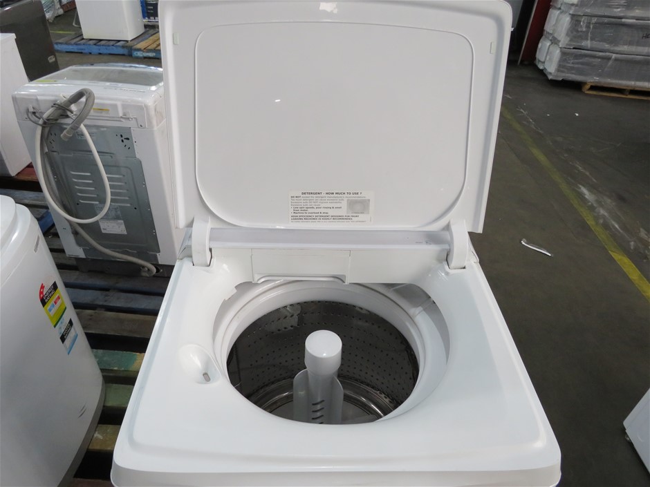 Delonghi Freestanding Oven, 90cm Deluxe Dual Fuel, Model: DEF1407A