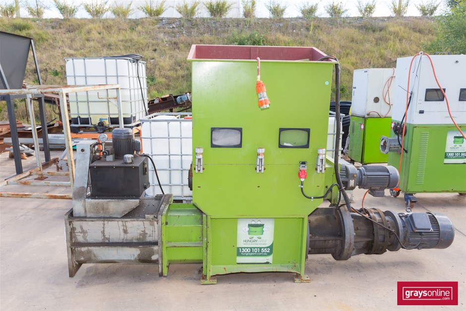 BIJ'OR - White Pink Pearl & Simulated Diamond Round Stud Earrings RRP $59
