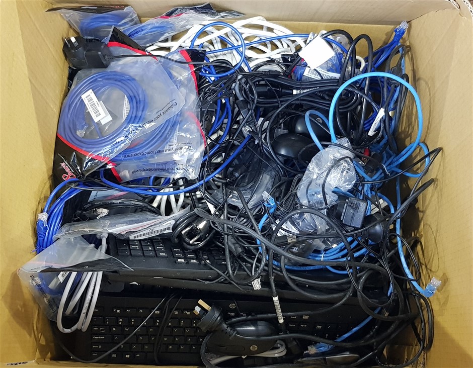 Bulk Lot Of Assorted Computer Accessories Auction (00155041250