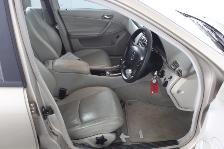 2012 Toyota Hilux FWD Manual Cab Chassis