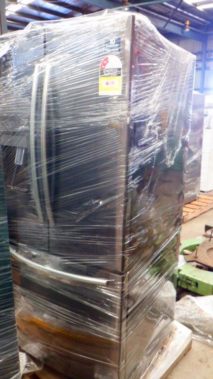 SAMSUNG 648L French Door Fridge, Silver, SRF7500SB.