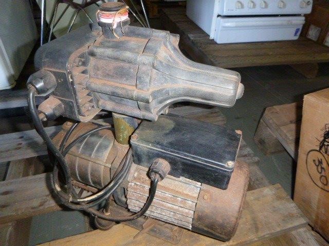 MCCULLOCH Steam Australia MC1375 Canister Steam Cleaner.