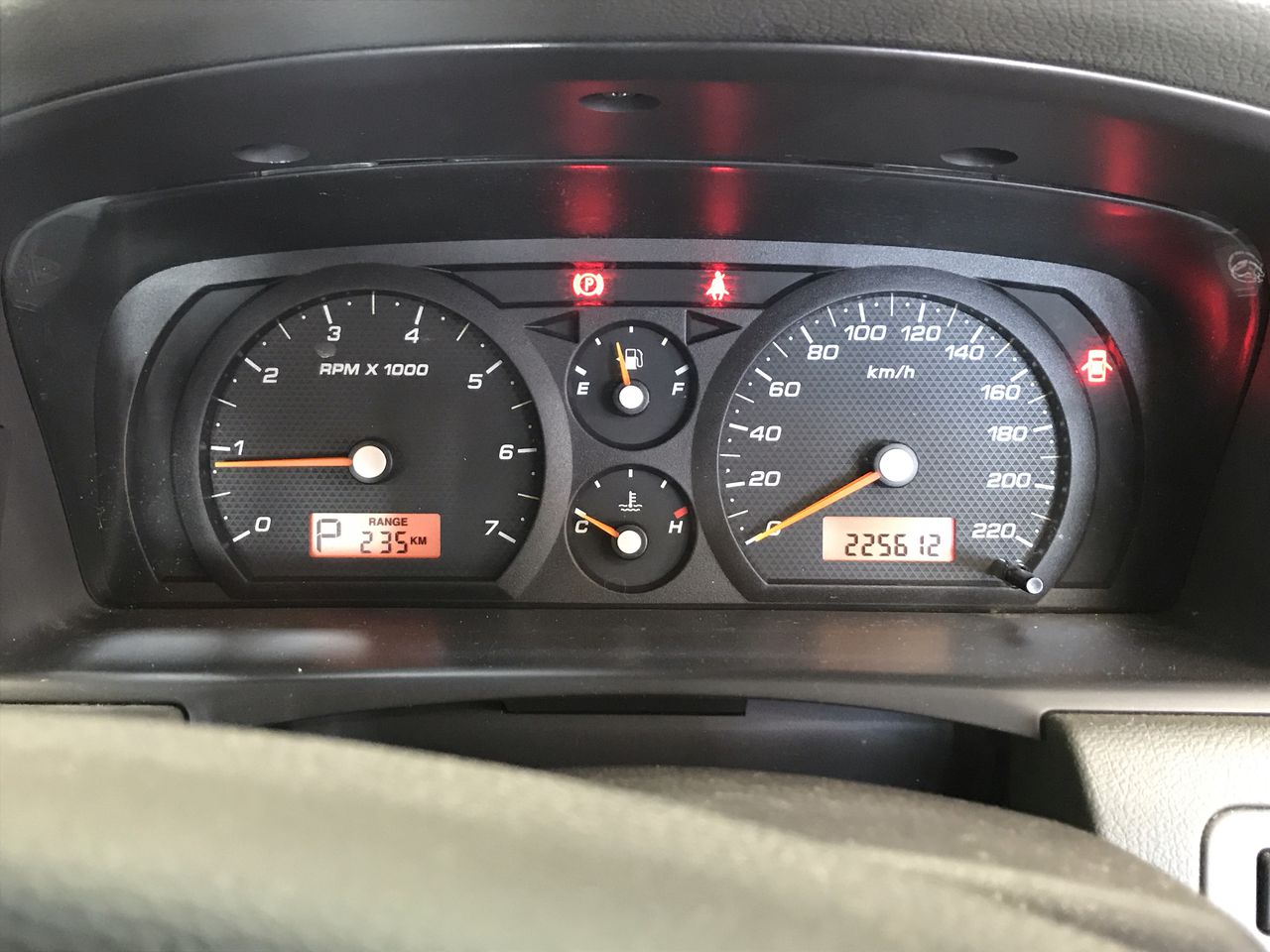 2014 Volvo V40 Cross Country D4 Luxury Diesel