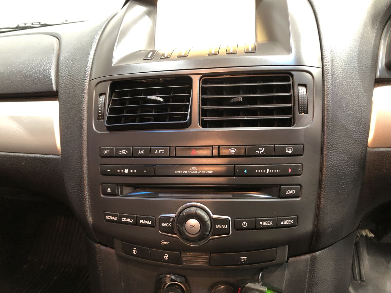 Hentley Farm The Beauty Shiraz 2022 (3x 750mL), Barossa.