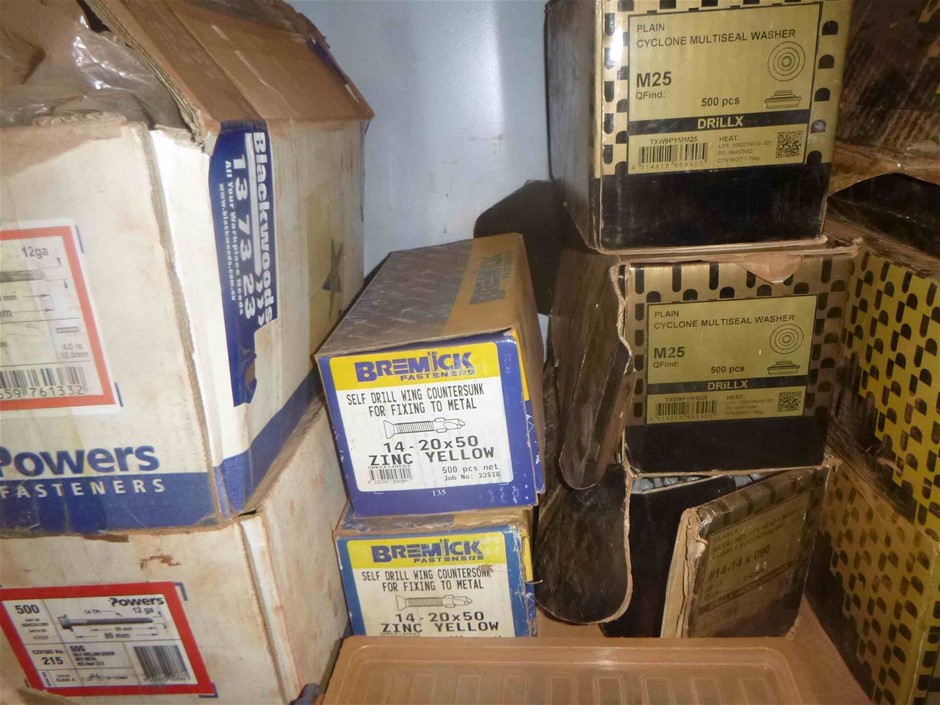 <p>Pallet Lifting Table</p>