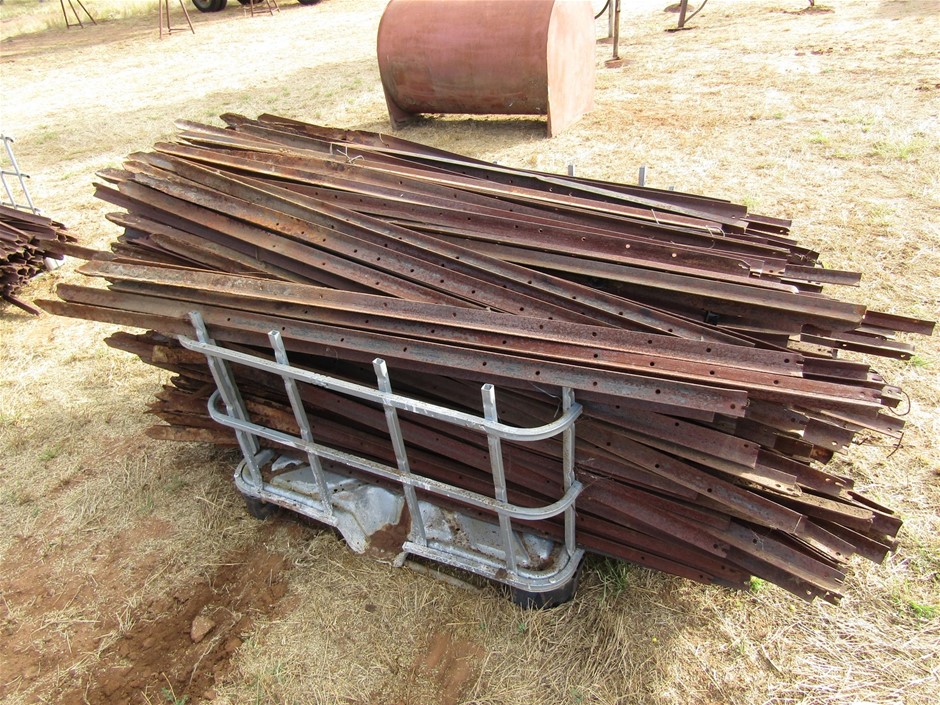 <p>Pallet Of Oil Pump Tooling</p>
