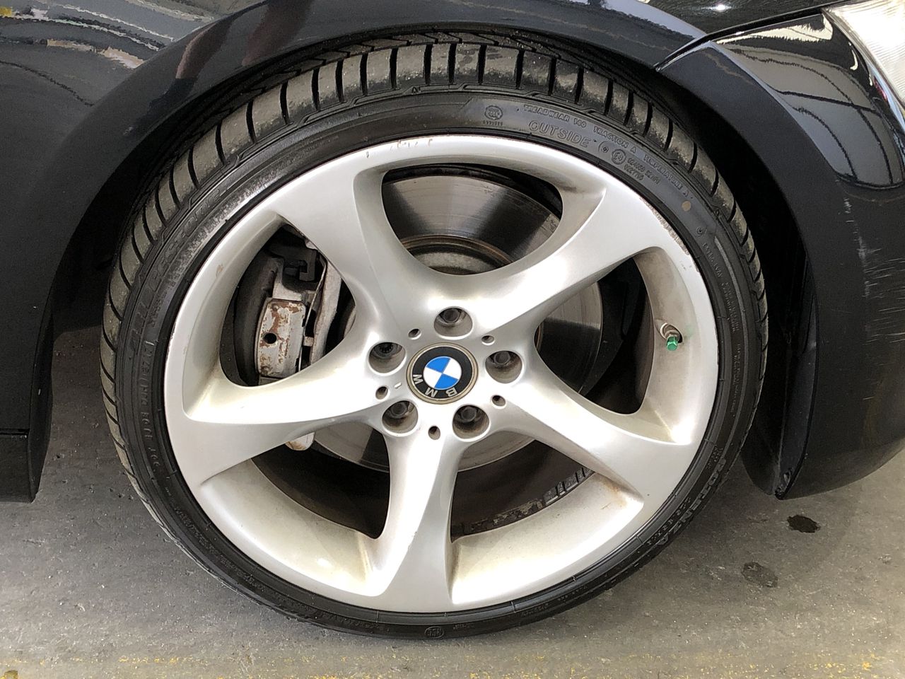 Quantity of 4 20.5-25 Earthmoving Tyres(Unused),