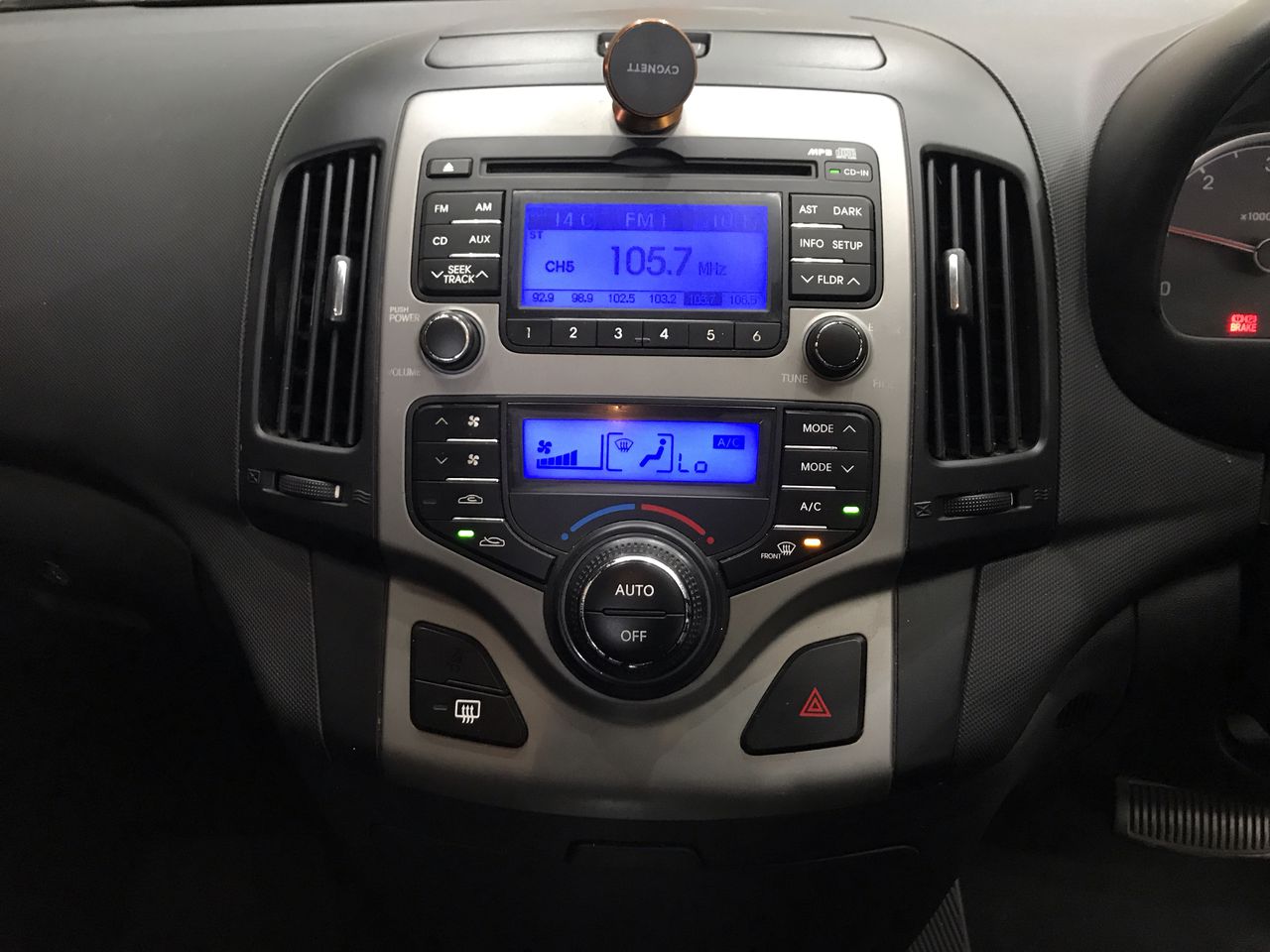 2002 Nissan Navara DX Petrol