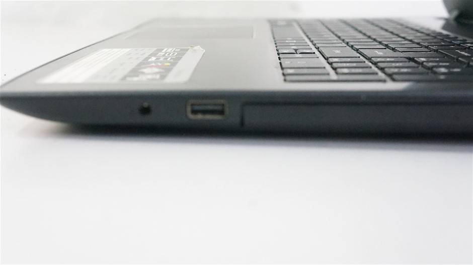 <p>LENOVO THINKSTATION P330 30C8S04H00</p>