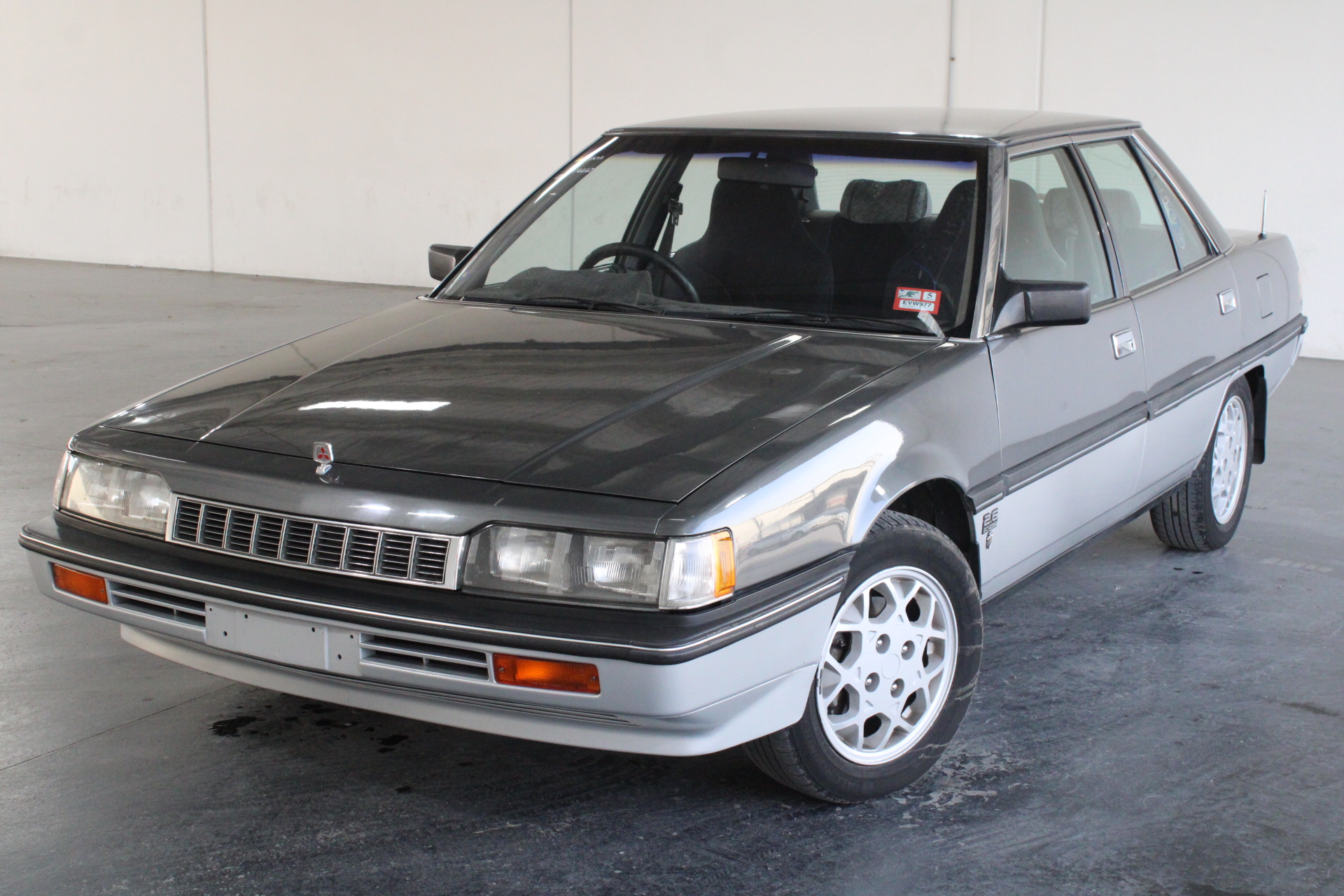 1989 Mitsubishi Magna Elite TN Automatic Sedan Auction (0001-3465953 ...