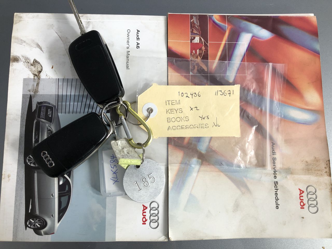Assorted Electronic Cables & Accessories (X-Large Box) Includes assorted el