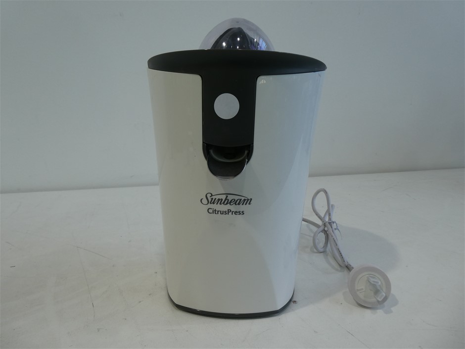 Sunbeam Plastic Citrus Juicer JE2700 Auction (02072527630) Grays