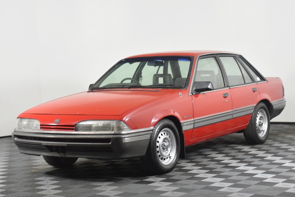 1986 Holden VL Berlina Turbo Manual Factory LW5 / MX7 Auction (005520007012) Grays Australia