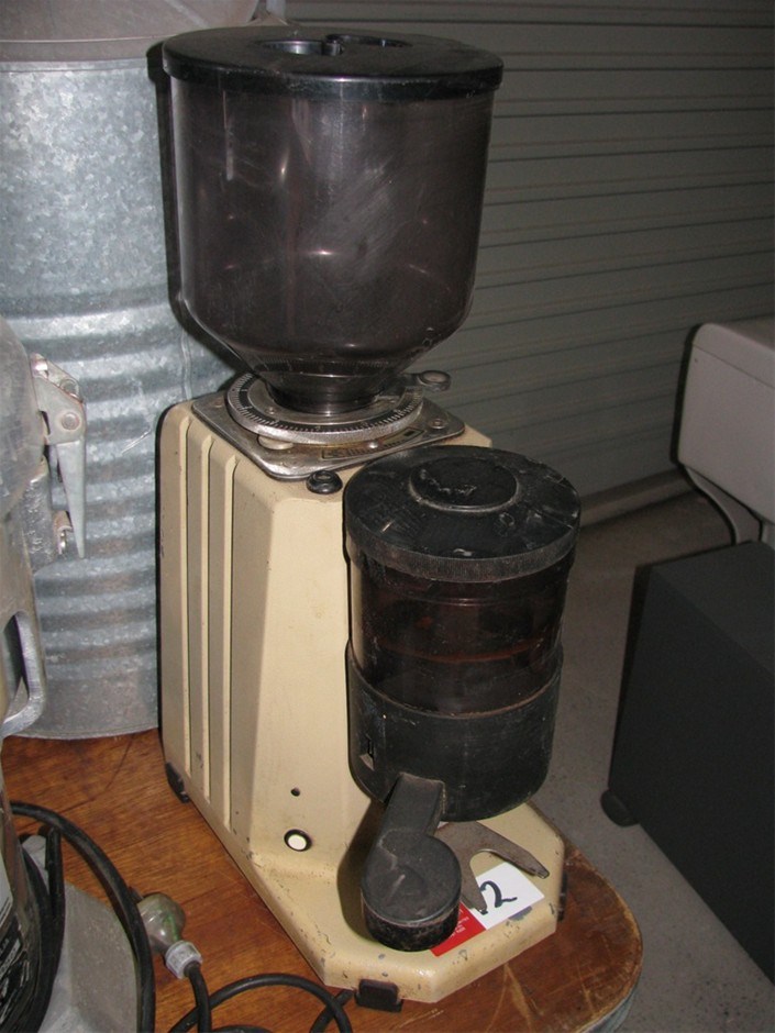 Coffee grinder, La San Marco, Model SM95/A, adjustable particle size