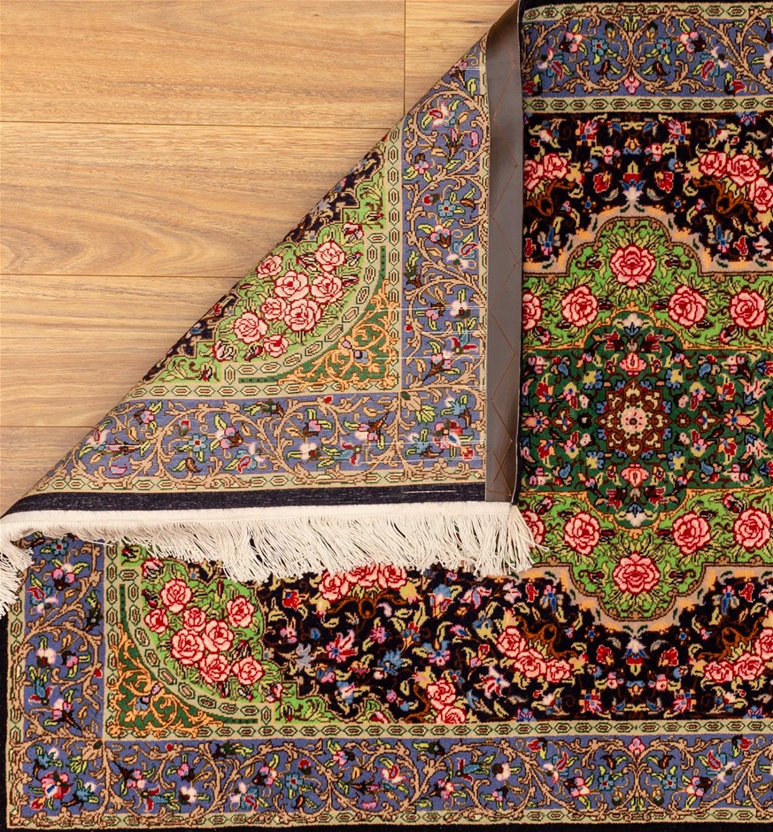 Handmade Very Fine Pure Wool Persian Isfahan Rug Size 150cm x 97cm