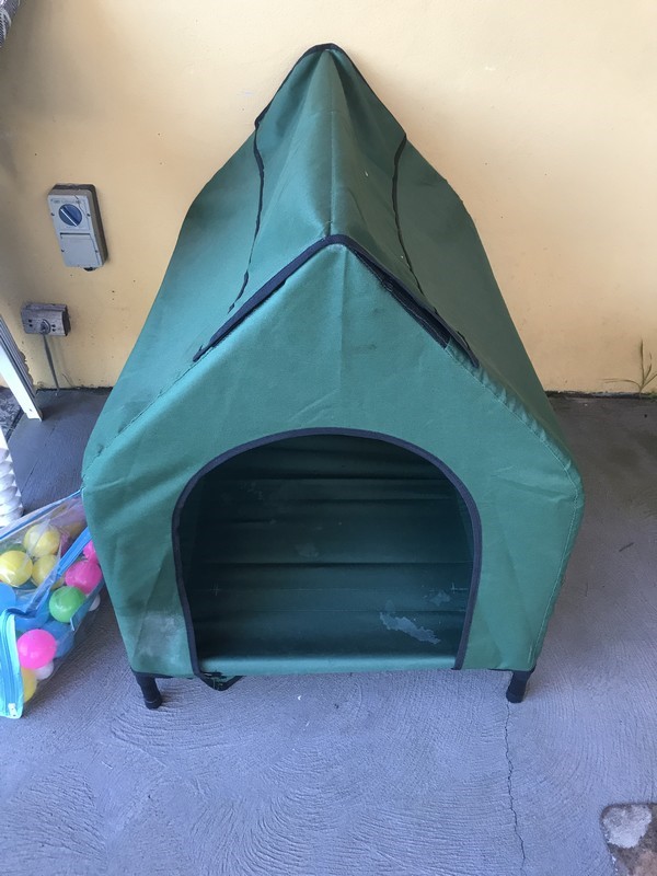 Canvas Dog Kennel Large In Green Auction (00895041980) Grays Australia