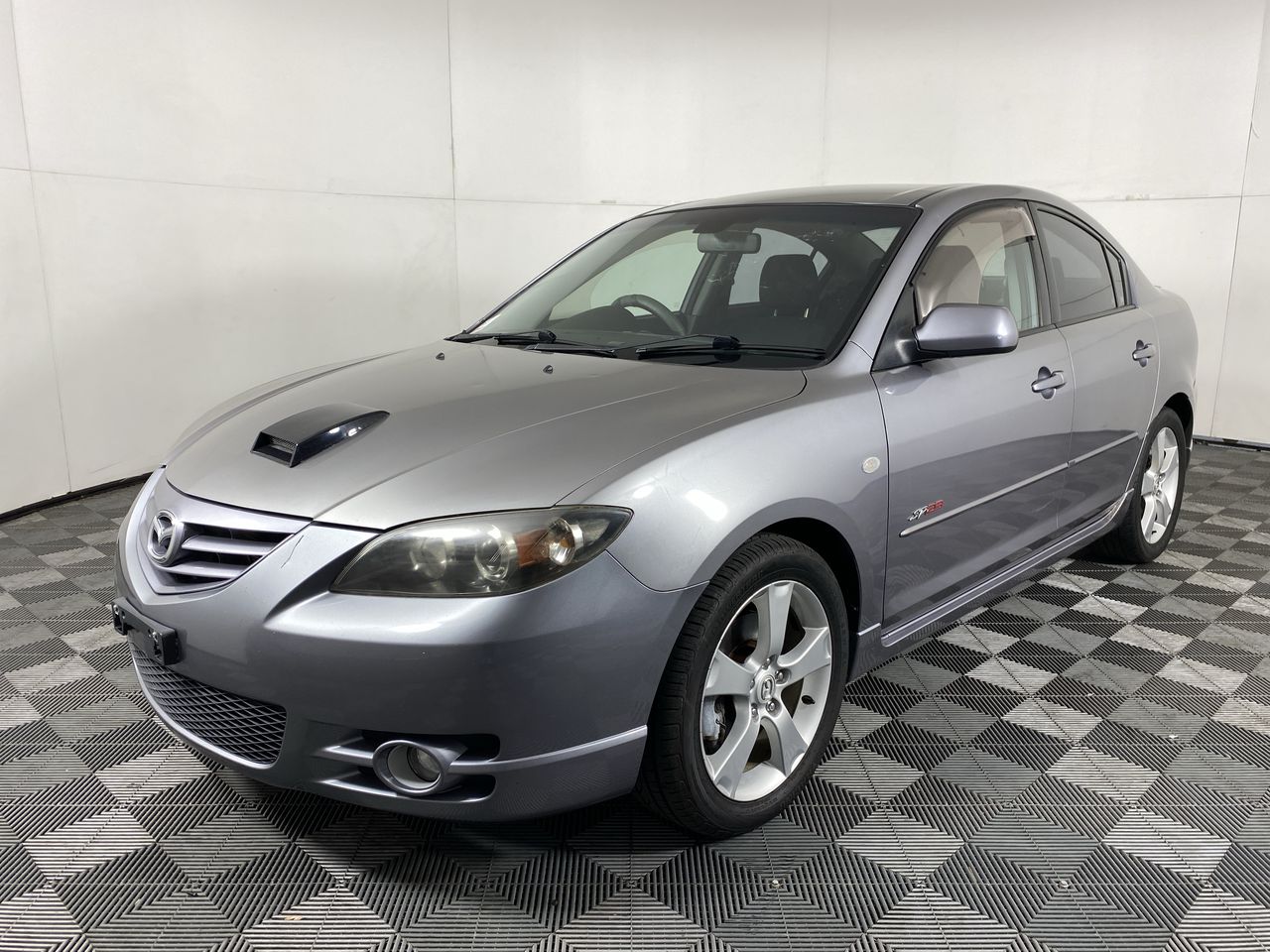 2005 Mazda 3 SP23 BK Manual Sedan Auction (0001-7770482) | Grays Australia