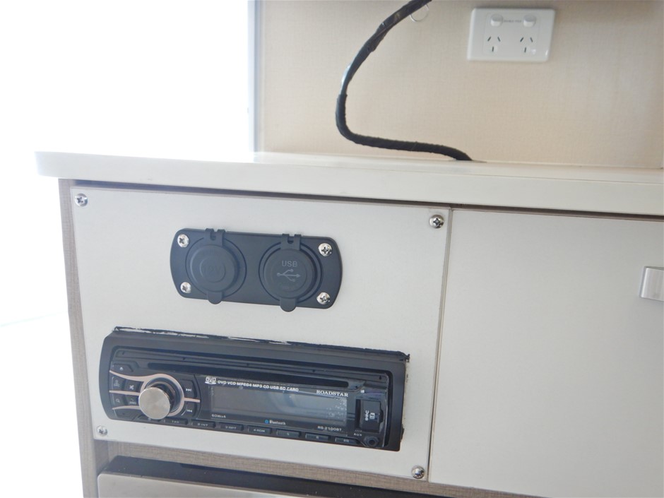 2019 Ezy Trail Winton10 11" Caravan (Pooraka, SA) Auction (0001