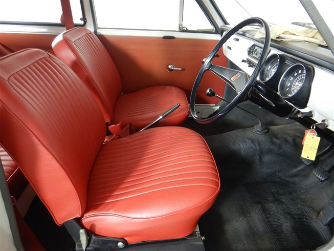 1968 toyota corolla interior