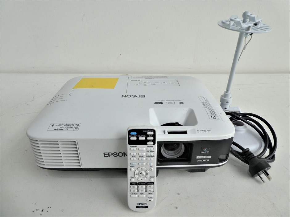EPSON LCD PROJECTOR H816B Auction (00135042682) Grays Australia