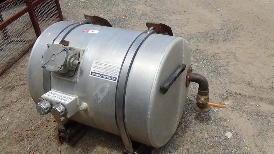 Hydraulic tank for truck Auction (00067029018) Grays Australia