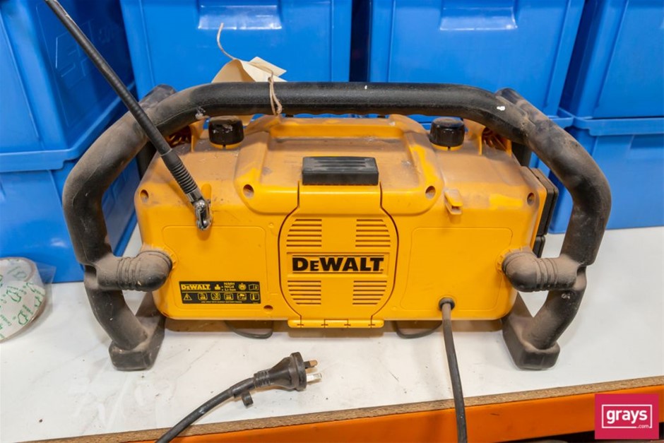 DeWalt DC013 XRP Lithium Ion Job-Site Radio Auction (0051-5042993) | Grays  Australia