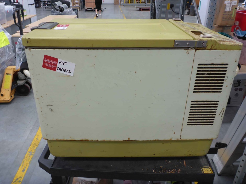 1x Engel MRFT540A 39 Litre Fridge/Freezer Auction (00099020075