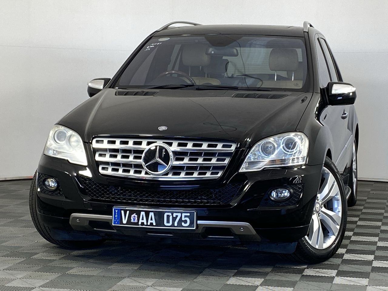 10 Mercedes Benz Ml 500 Luxury 4x4 W164 Automatic Wagon Auction 0001 Grays Australia