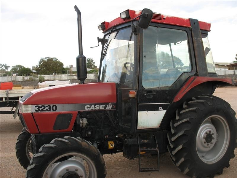 Case IH 3230, 60 h.p Auction (00053003135) Grays Australia
