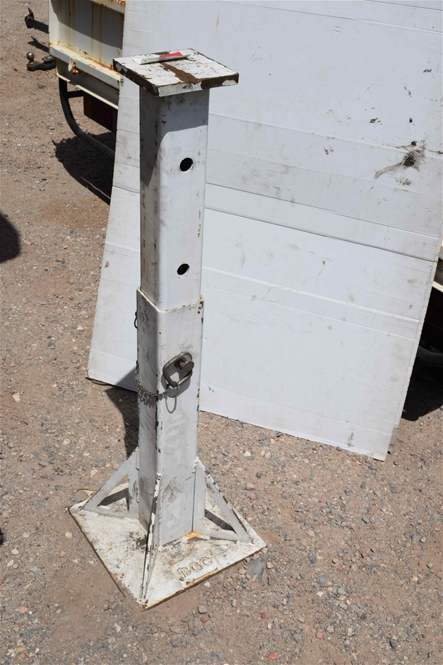 Steel Framed Heavy Duty Adjustable Work/Trailer Stand Auction (0035